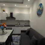 Naomi Luxury 2 Apartmán *